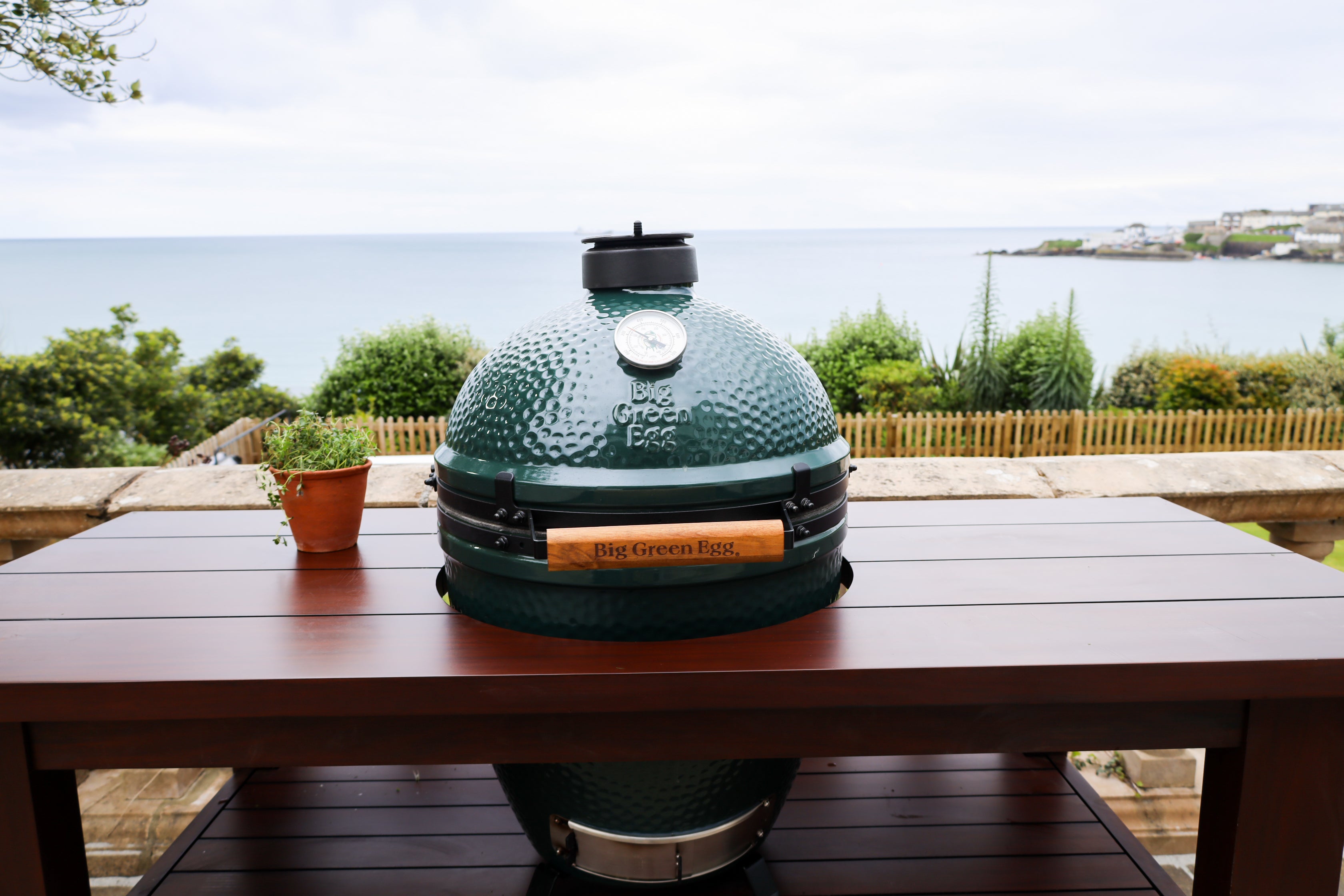 Big Green Egg Premium Royal Mahogany Table - Image 5